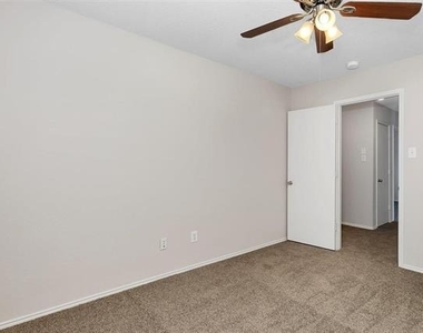 2152 Laughlin Road - Photo Thumbnail 20