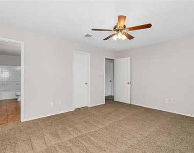 2152 Laughlin Road - Photo Thumbnail 13