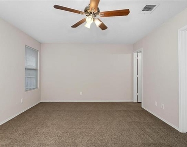 2152 Laughlin Road - Photo Thumbnail 15