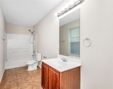 2152 Laughlin Road - Photo Thumbnail 16