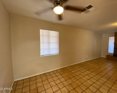 4251 W Keim Drive - Photo Thumbnail 6