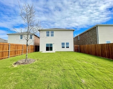 1702 Chapel Hill Lane - Photo Thumbnail 22