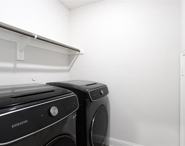 412 Christie Crossing - Photo Thumbnail 29