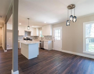 1100 Wimbledon Lane - Photo Thumbnail 5