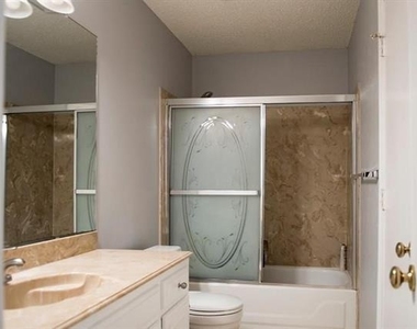 1100 Wimbledon Lane - Photo Thumbnail 11