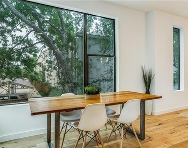 2627 Kimsey Drive - Photo Thumbnail 7