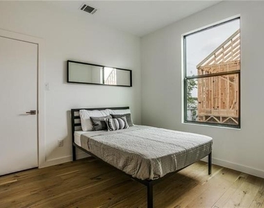 2627 Kimsey Drive - Photo Thumbnail 3
