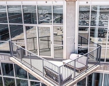 1001 Belleview Street - Photo Thumbnail 21