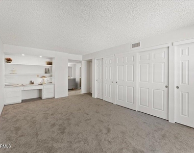 5122 N 31st Way - Photo Thumbnail 15