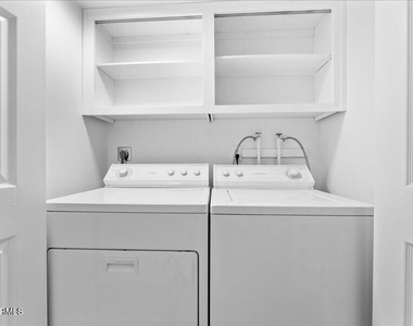 5122 N 31st Way - Photo Thumbnail 25