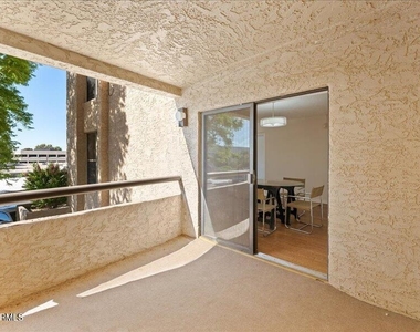 5122 N 31st Way - Photo Thumbnail 28