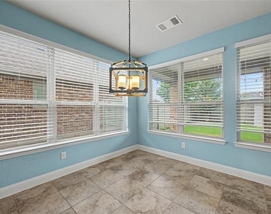 605 Fenceline Drive - Photo Thumbnail 15