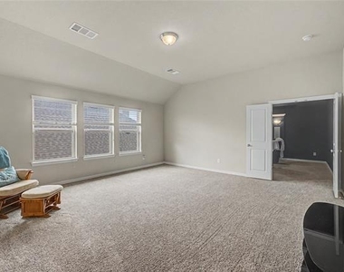 605 Fenceline Drive - Photo Thumbnail 19