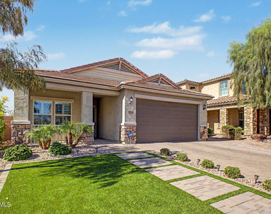 2694 E Runaway Bay Place - Photo Thumbnail 3