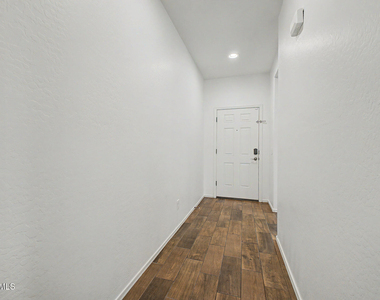 2694 E Runaway Bay Place - Photo Thumbnail 6