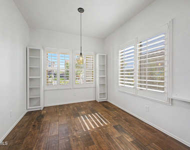2694 E Runaway Bay Place - Photo Thumbnail 10