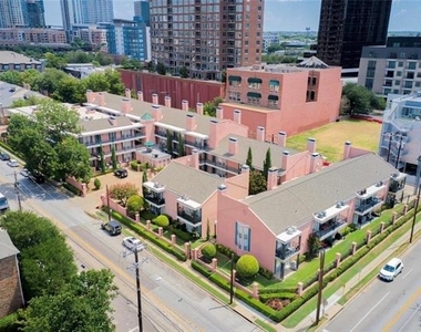 3208 Cole Avenue - Photo Thumbnail 1