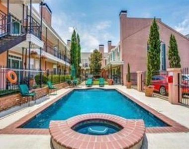 3208 Cole Avenue - Photo Thumbnail 2