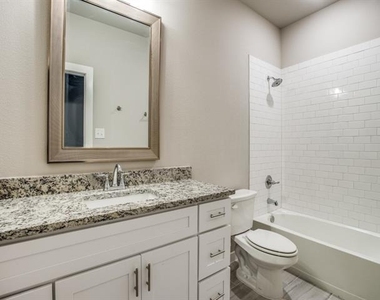 3306 Cedar Street - Photo Thumbnail 6