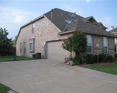 2616 Quail Hollow Drive - Photo Thumbnail 27