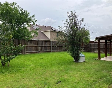 2616 Quail Hollow Drive - Photo Thumbnail 32