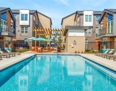 10030 Garland Road - Photo Thumbnail 15