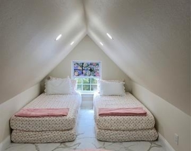 401 E Chestnut Street - Photo Thumbnail 10