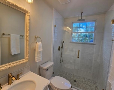 401 E Chestnut Street - Photo Thumbnail 14