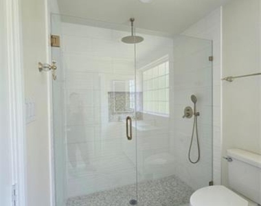 401 E Chestnut Street - Photo Thumbnail 12