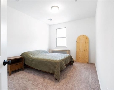 6435 Baritone Court - Photo Thumbnail 11