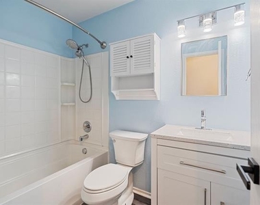 5405 Mountain Pointe Drive - Photo Thumbnail 13