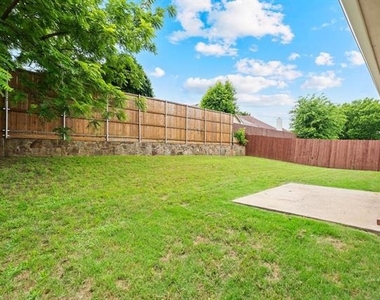 5405 Mountain Pointe Drive - Photo Thumbnail 3