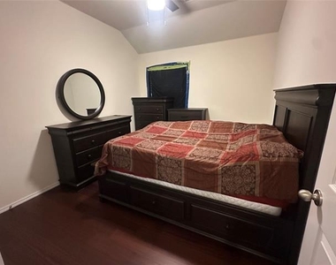 1803 Sea Gull Drive - Photo Thumbnail 17