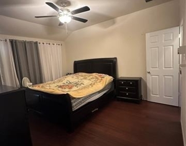 1803 Sea Gull Drive - Photo Thumbnail 12
