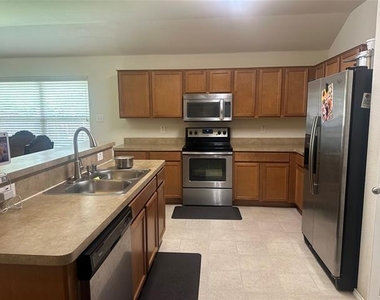1803 Sea Gull Drive - Photo Thumbnail 9