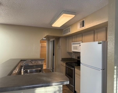 2311 Basil Drive - Photo Thumbnail 7