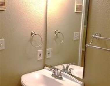 2311 Basil Drive - Photo Thumbnail 15