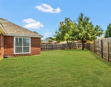 2140 Teal Court - Photo Thumbnail 1