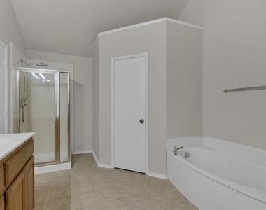 2140 Teal Court - Photo Thumbnail 19