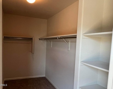 241 S Apache Avenue - Photo Thumbnail 6