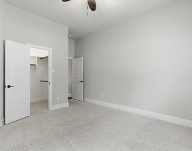 1621 Lakemere Drive - Photo Thumbnail 28