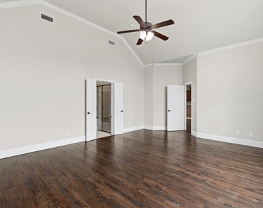 1621 Lakemere Drive - Photo Thumbnail 23