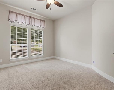 1621 Lakemere Drive - Photo Thumbnail 27