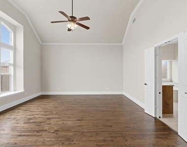 1621 Lakemere Drive - Photo Thumbnail 22