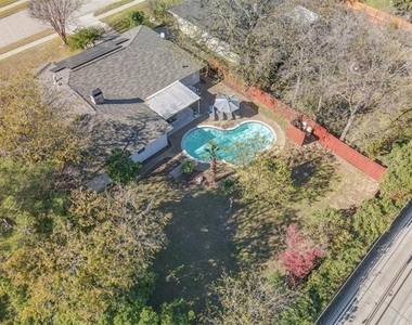 804 Ridgefield Drive - Photo Thumbnail 18