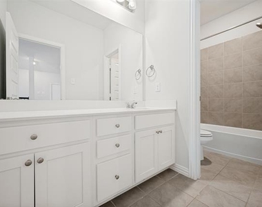 3437 Loftwood Lane - Photo Thumbnail 21