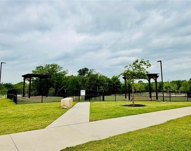 3437 Loftwood Lane - Photo Thumbnail 30