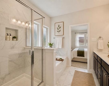 3437 Loftwood Lane - Photo Thumbnail 15