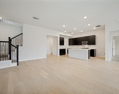 3437 Loftwood Lane - Photo Thumbnail 6