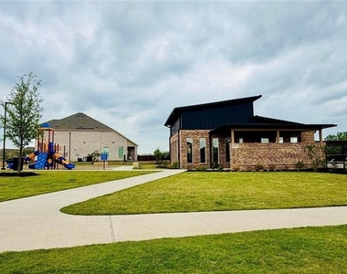 3437 Loftwood Lane - Photo Thumbnail 29